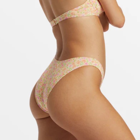 Billabong Summer Breeze Hike Bikini Swim Bottoms Peach Whip Small - Picture 2 of 11
